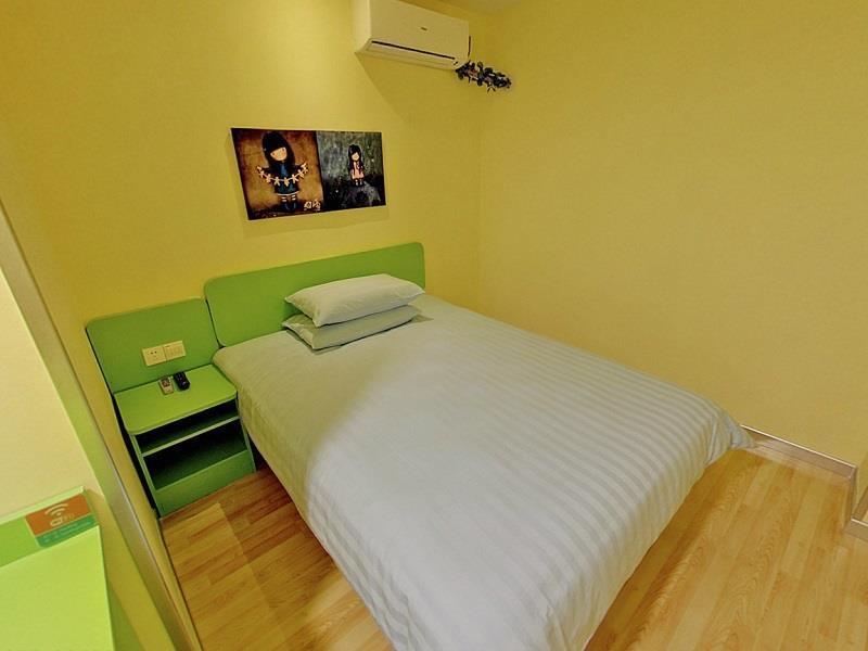 Hi Inn Shanghai Jing'An Temple West מראה חיצוני תמונה