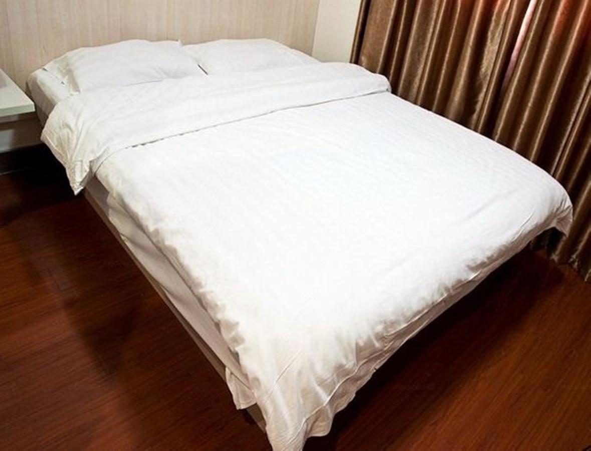 Hi Inn Shanghai Jing'An Temple West מראה חיצוני תמונה